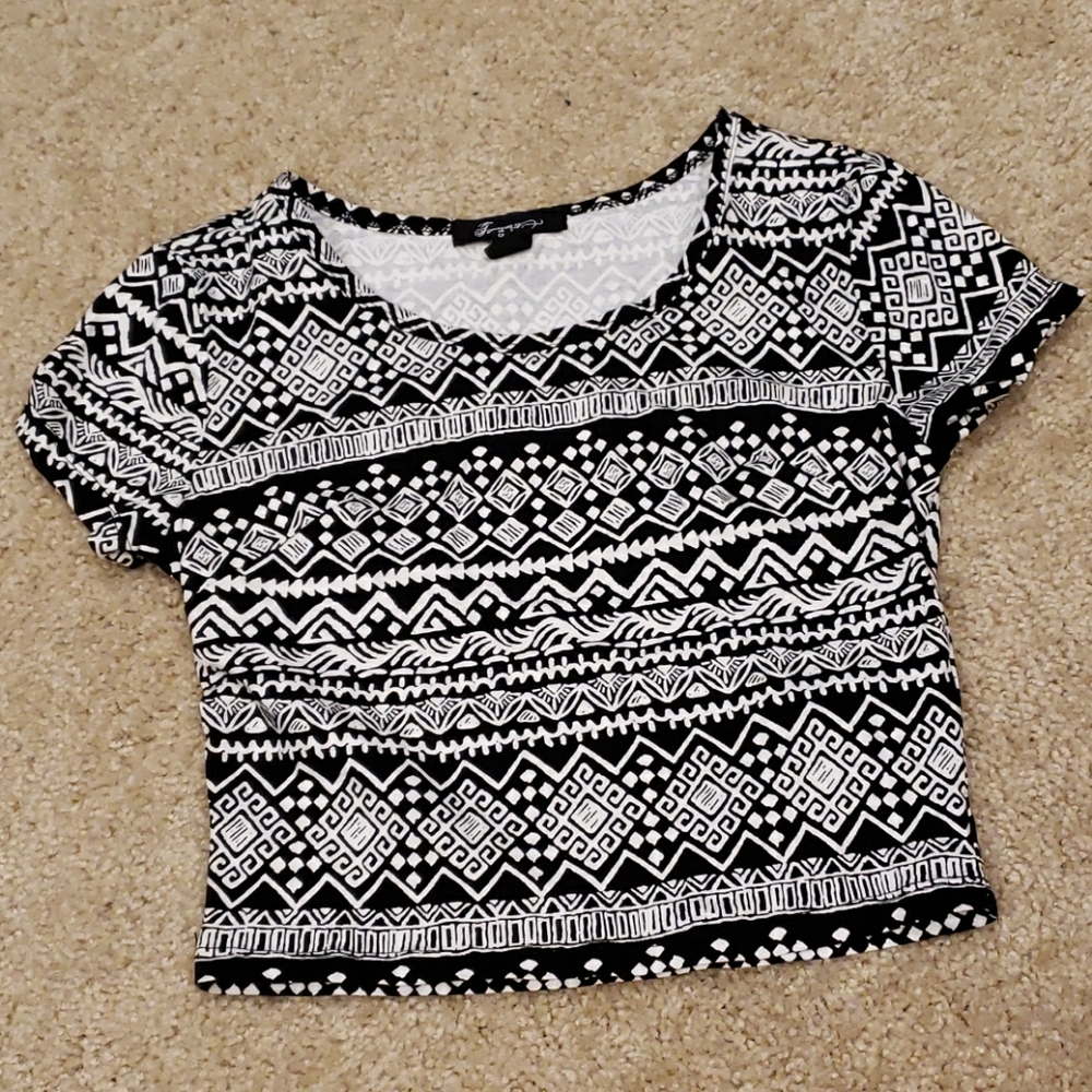 Crop top